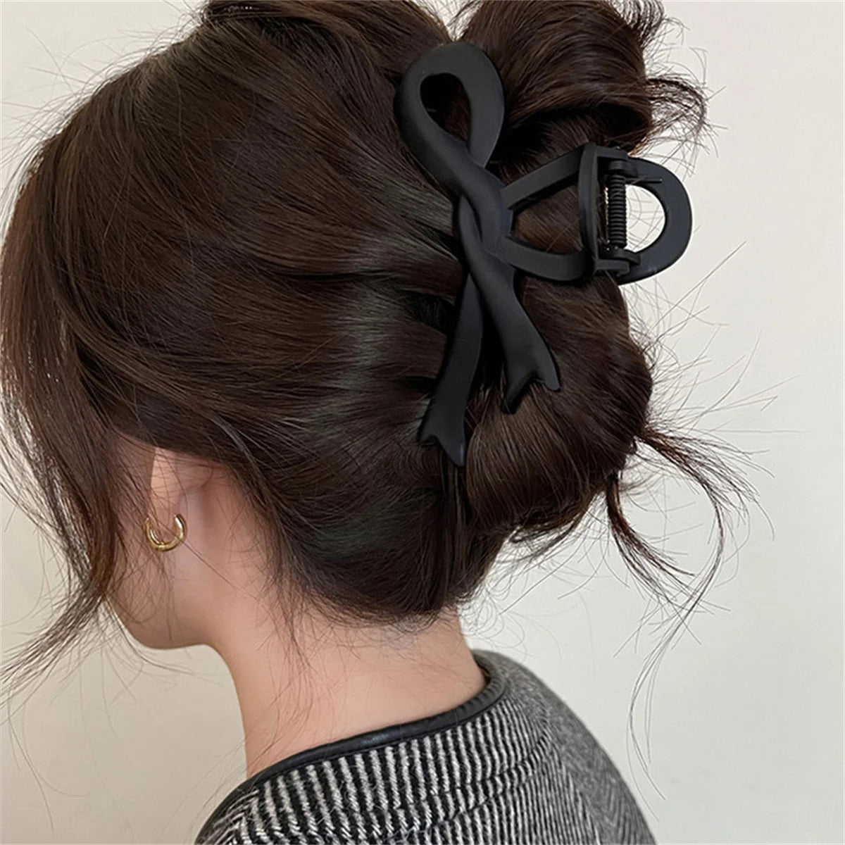 Matte Hair Clip