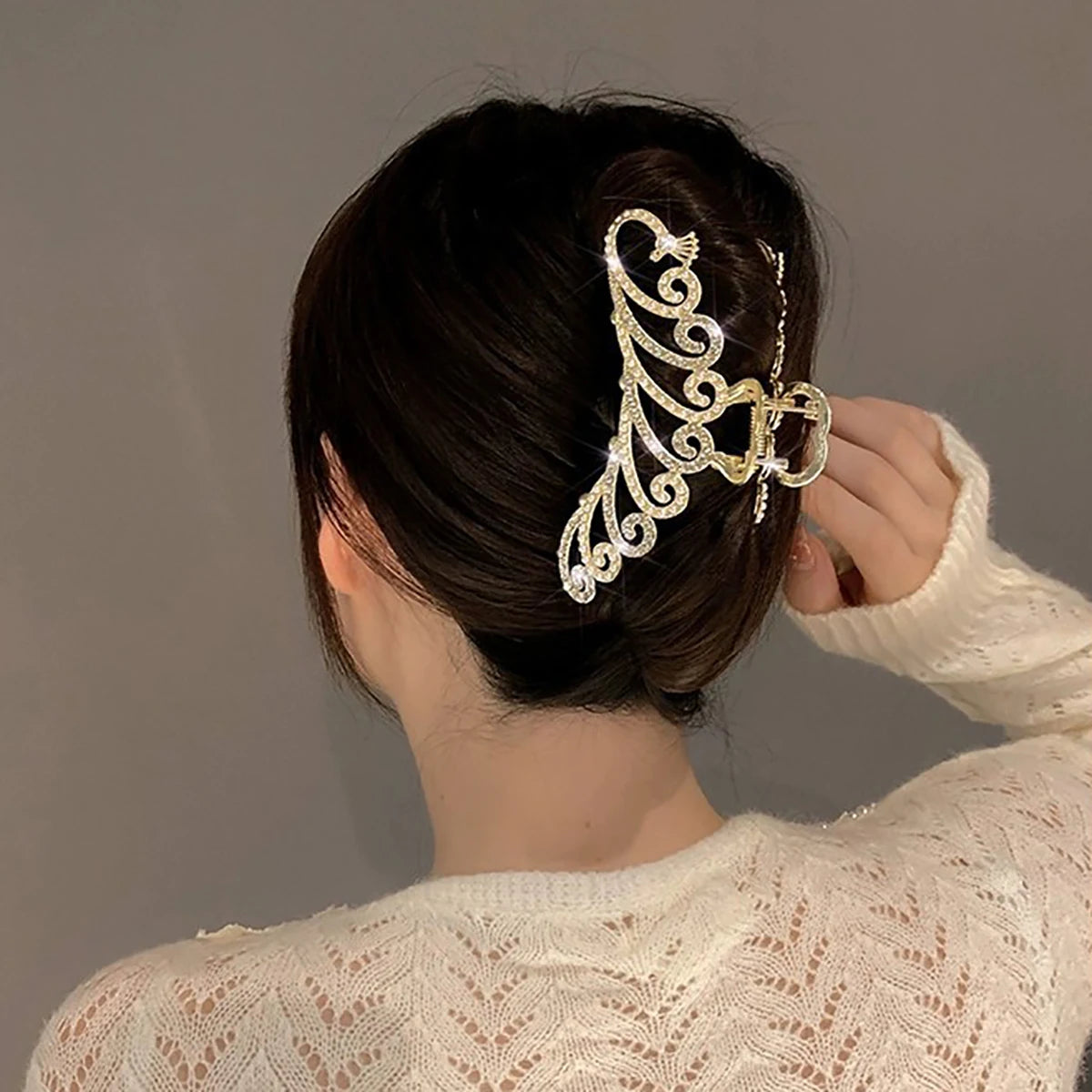 Elegant Gold Hair Clip