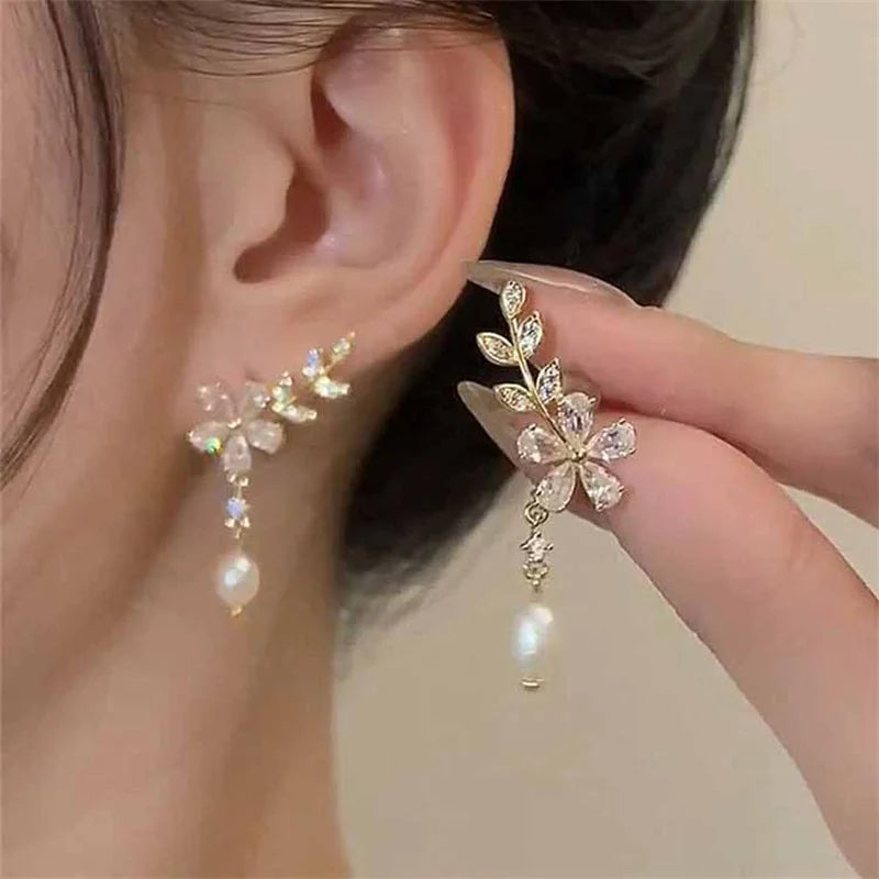 Leaf Flower Stud Pearl Earrings