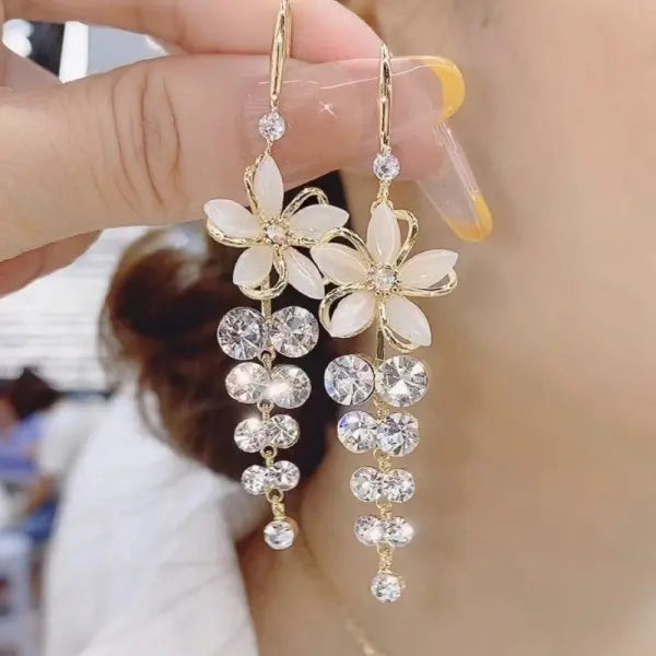 Leaf Flower Stud Pearl Earrings