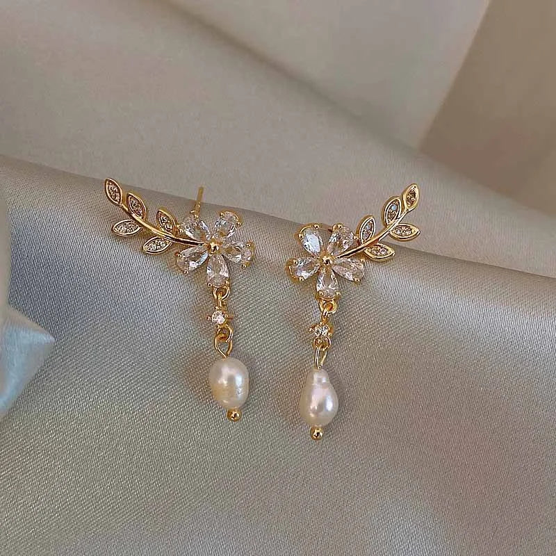 Leaf Flower Stud Pearl Earrings