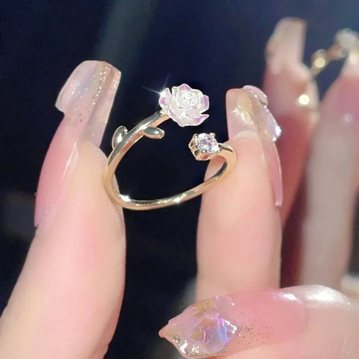 Classic Women's Flower Ring